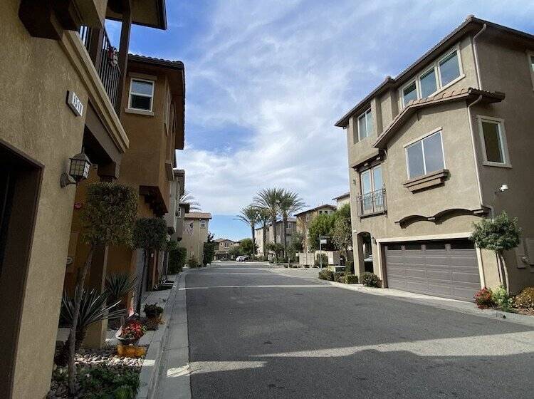 פנסיון Olive Glen