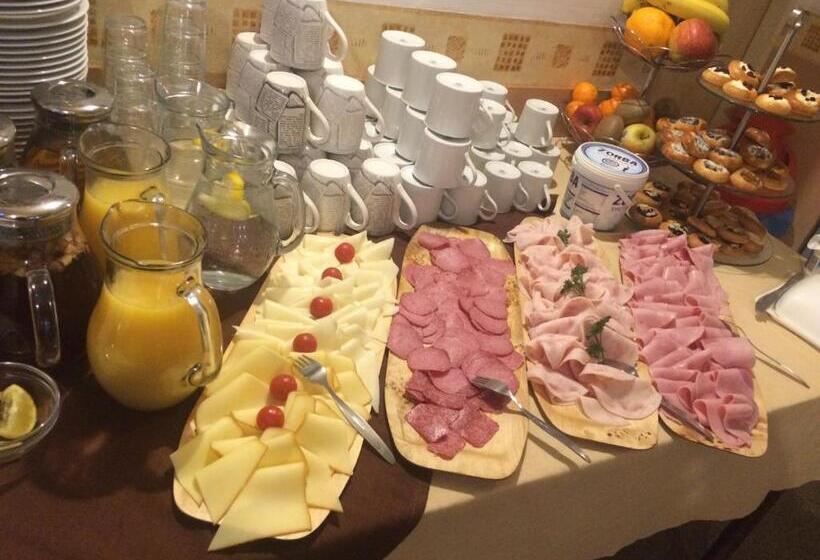 پانسیون Penzion Real