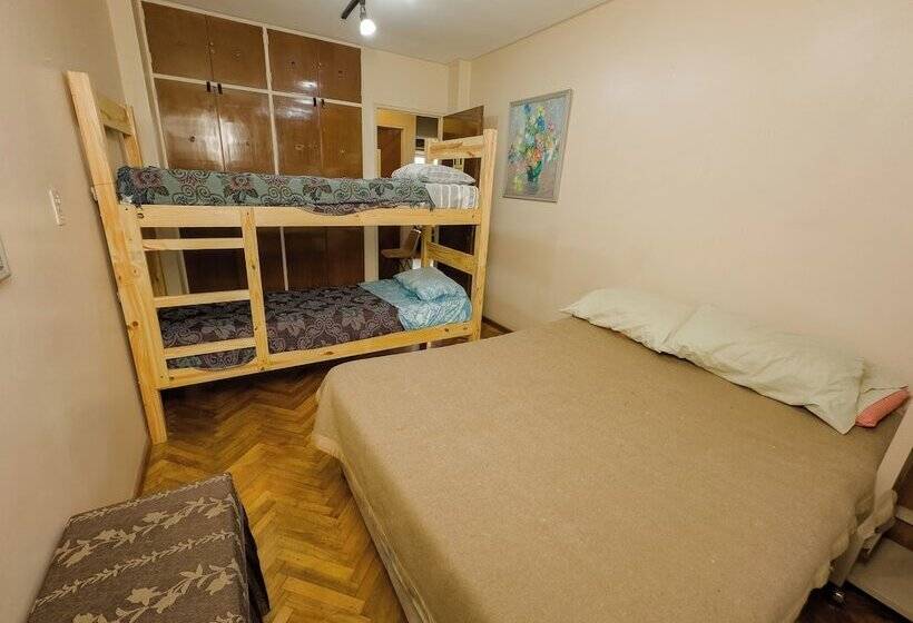 ペンション Rodex Hostel Tucuman