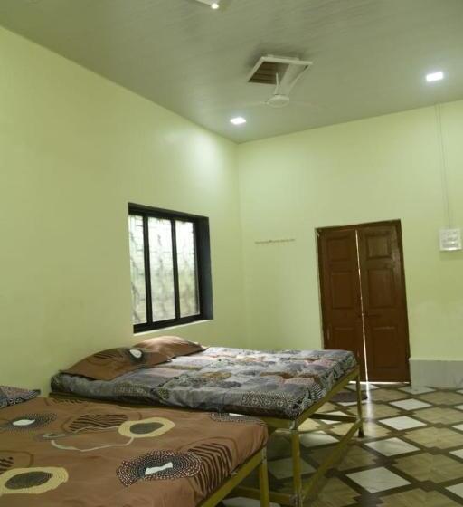 펜션 Sahyadri Homestay