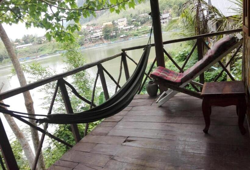 פנסיון Sainamhoun Guesthouse