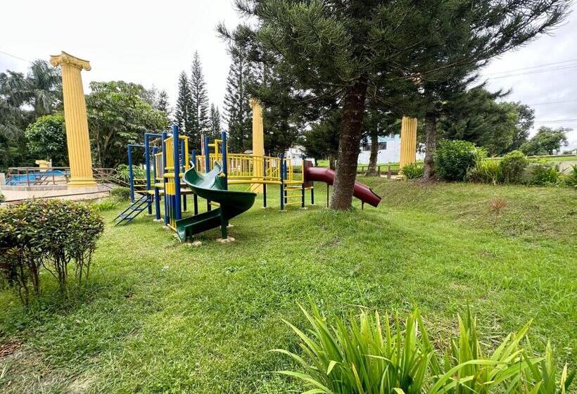 بنسيون Tagaytay Sweet Home