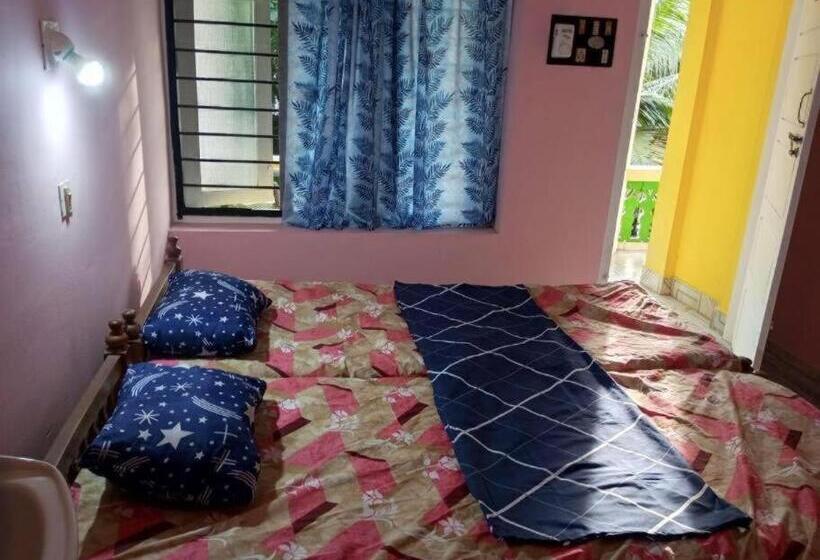 פנסיון Ushas Guest House