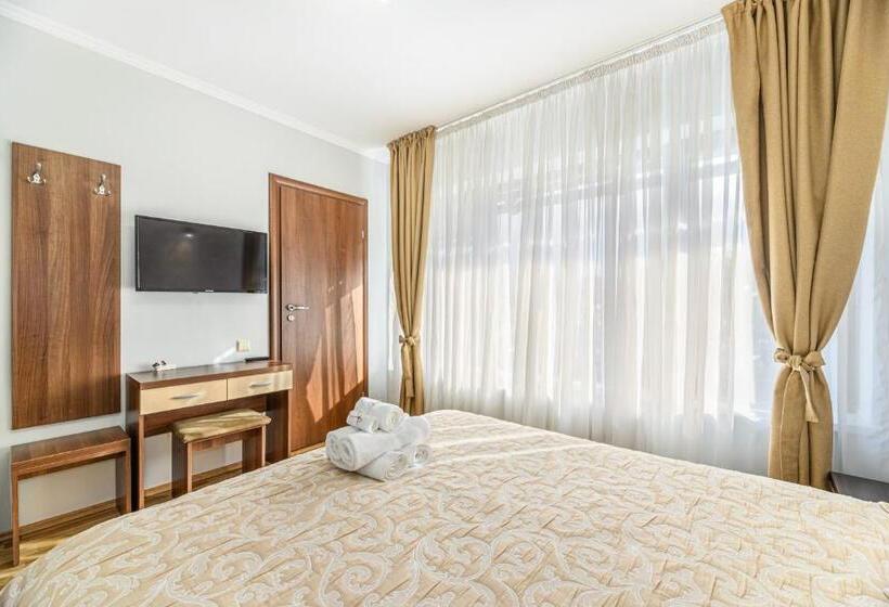 بنسيون Vila Nomad