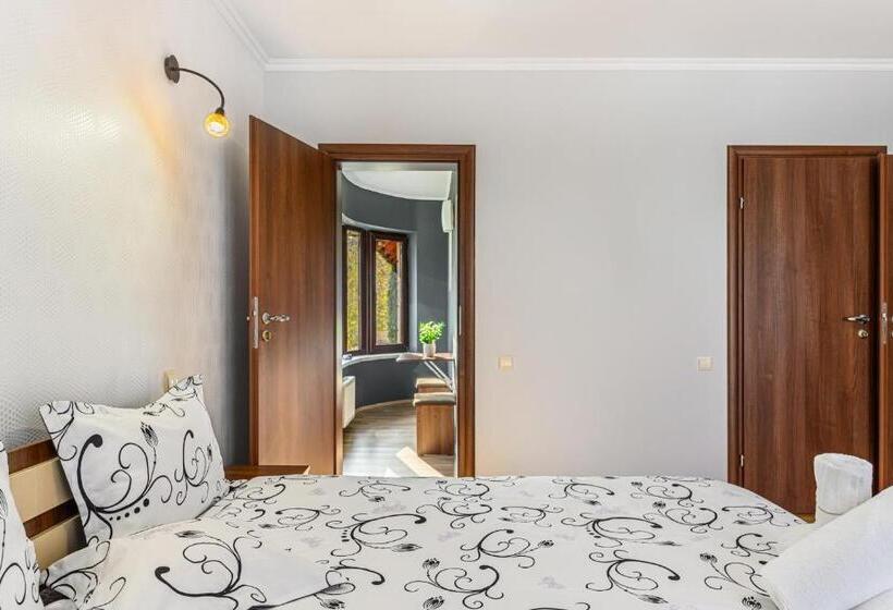 بنسيون Vila Nomad