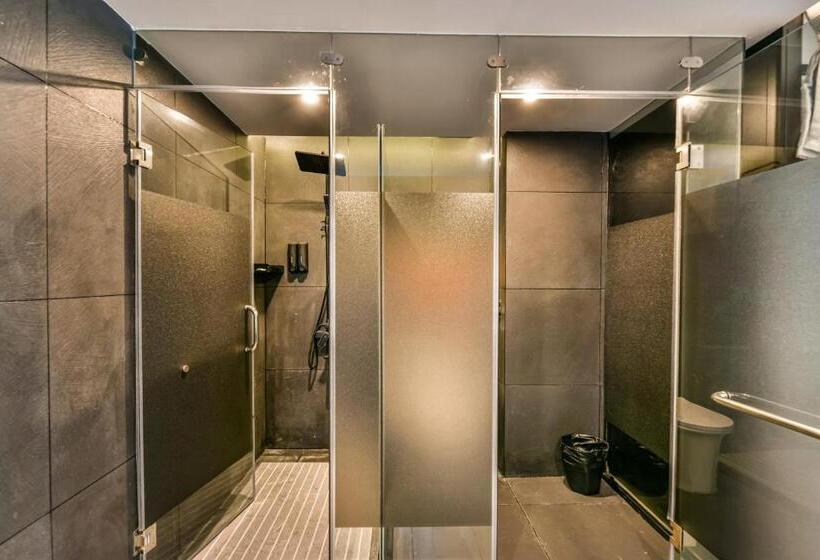 Пансион Yangshuo Emoji Youth Hostel