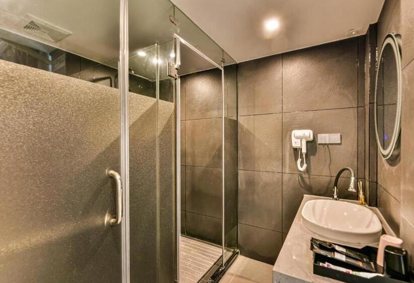 Пансион Yangshuo Emoji Youth Hostel