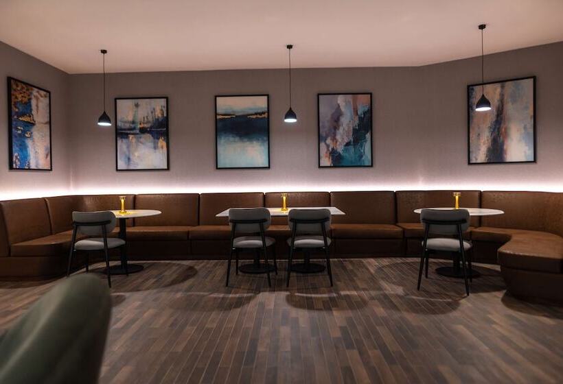 Radisson Blu Hotel, Amman Galleria Mall