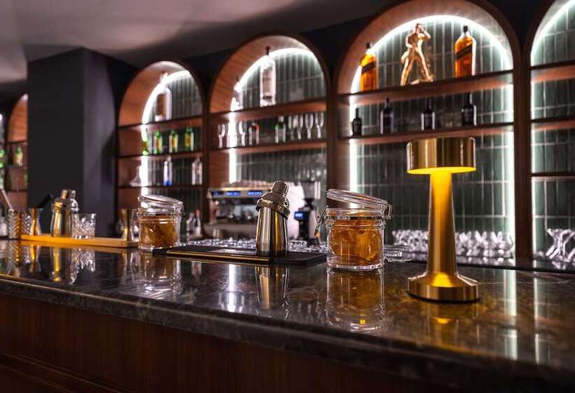 Radisson Blu Hotel, Amman Galleria Mall