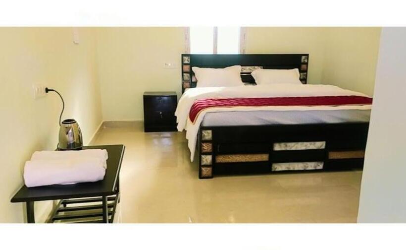 Raghu Eco Resorts, Lambasingi