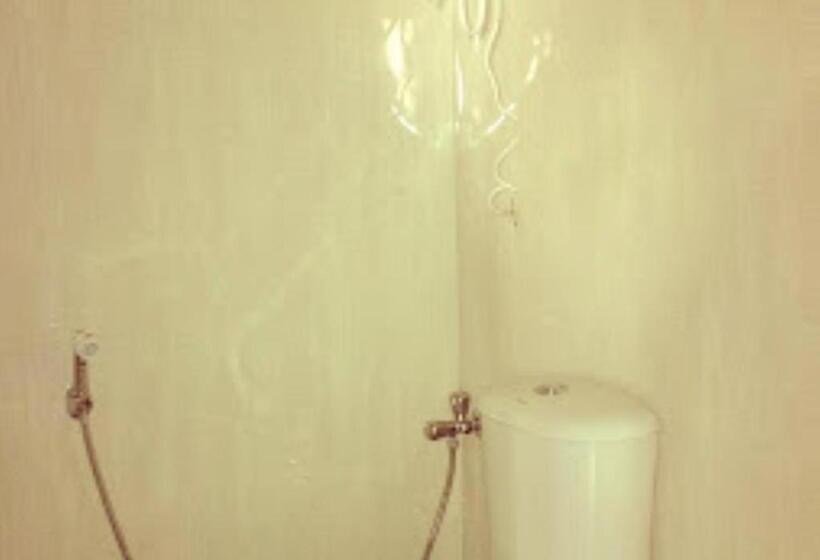 אתר נופש Canoe Ville Kerala