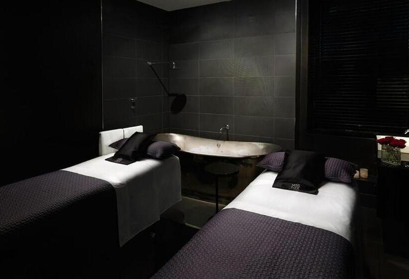 منتجع Kandy Wellness & Thai Spa