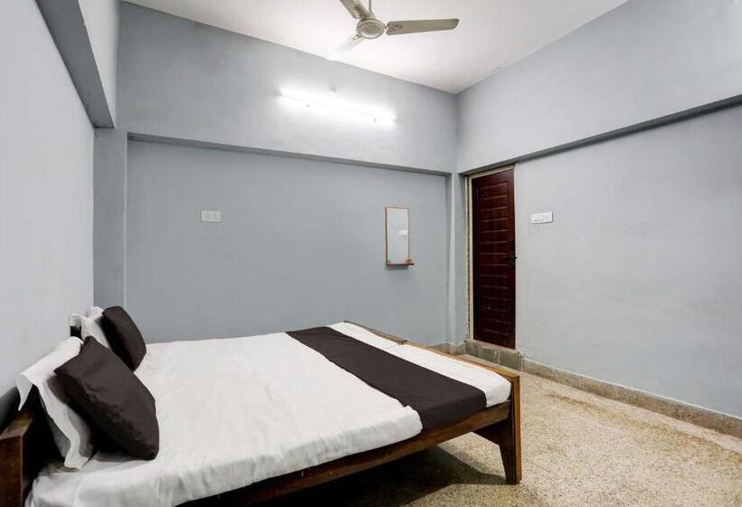 Spot On Sky Blue Hotel 2