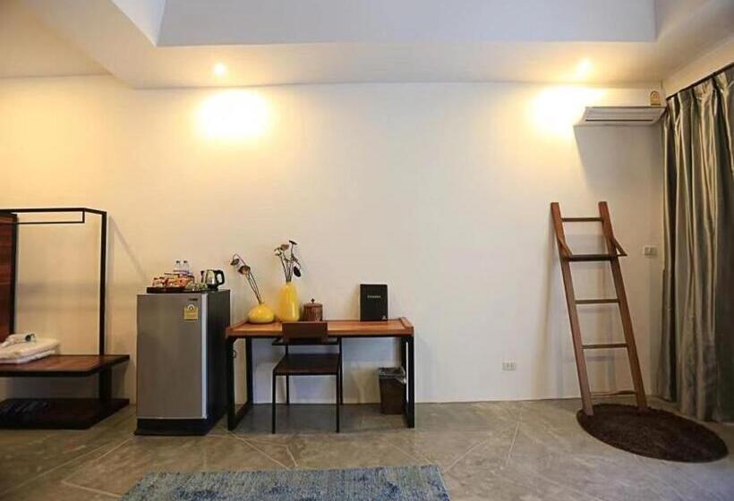 清迈三诺河畔精品度假酒店