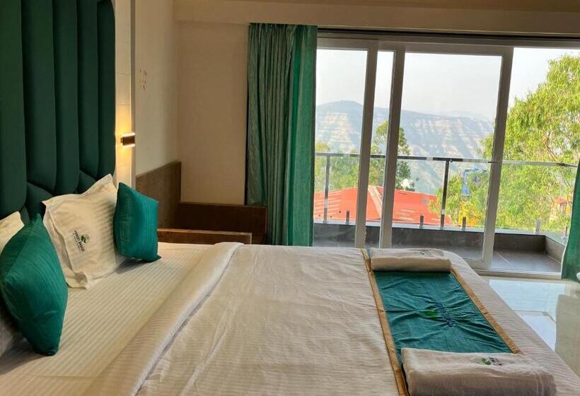 הוסטל Forest Breeze Inn