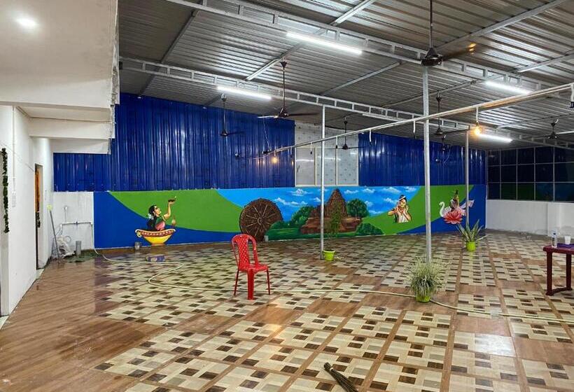 旅馆 Sai Anjali Convention