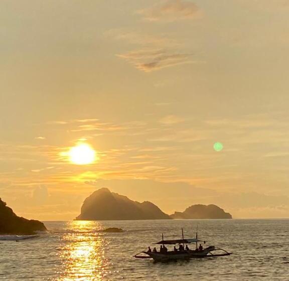 호스텔 Seaesta Beach House