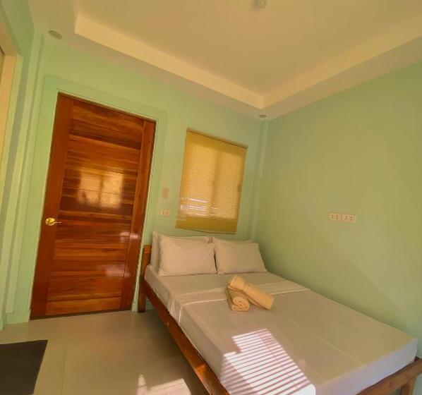 호스텔 Seaesta Beach House