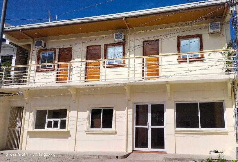 호스텔 Seaesta Beach House