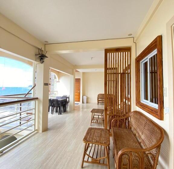 호스텔 Seaesta Beach House