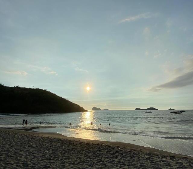 호스텔 Seaesta Beach House