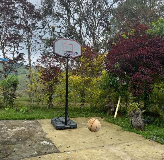 הוסטל Spanglish Colombia