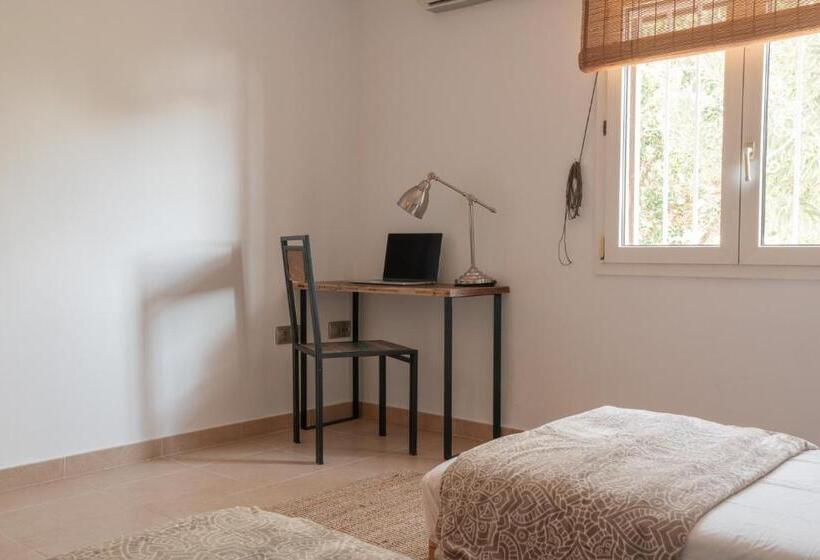 تختخواب و صبحانه Coliving & Coworking Costa Blanca