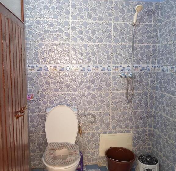 تختخواب و صبحانه Gite Akswal Amssakrou