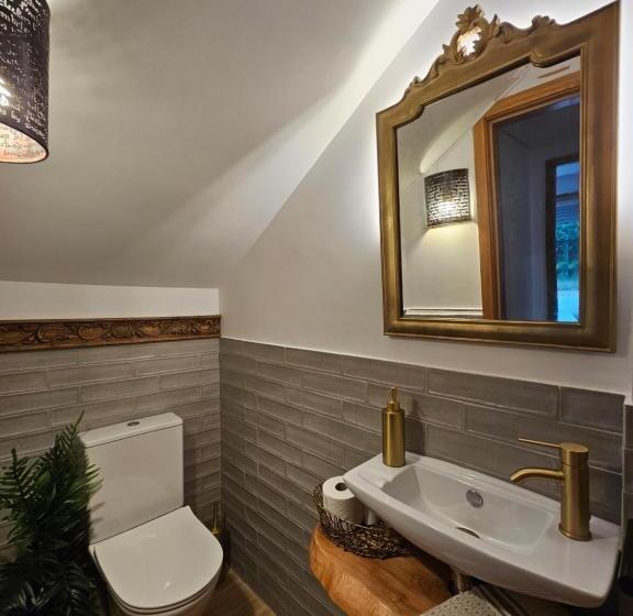 Bed and Breakfast On The Way   Mindelo Beach/guest House