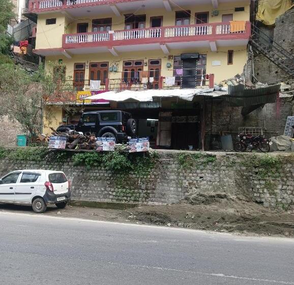 住宿加早餐 Palsraz Homestay