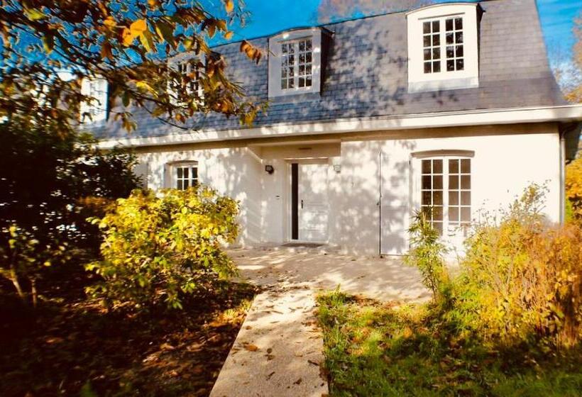 住宿加早餐 Parc De Buc