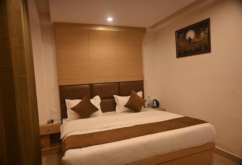 مبيت وإفطار Pine Ville Shimla