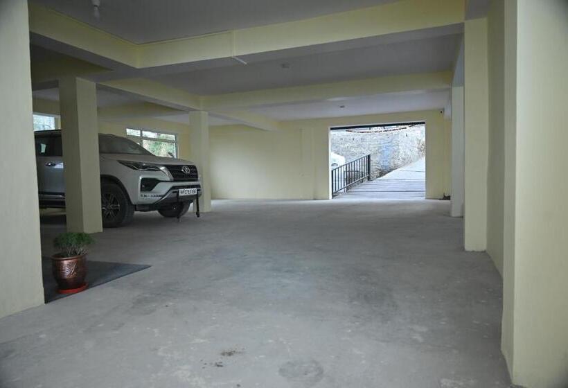 مبيت وإفطار Pine Ville Shimla
