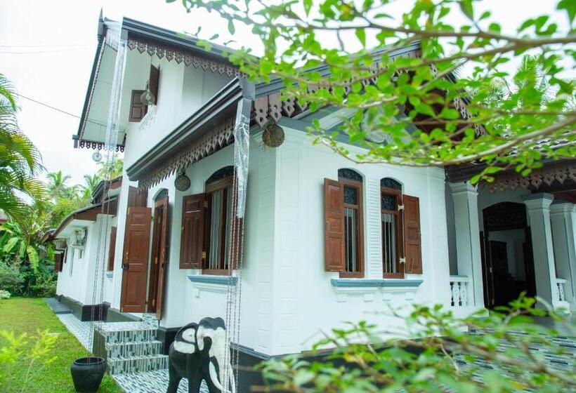 Bed and Breakfast Ranagiri Relaxing Bungalow