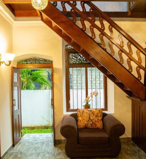 Bed and Breakfast Ranagiri Relaxing Bungalow