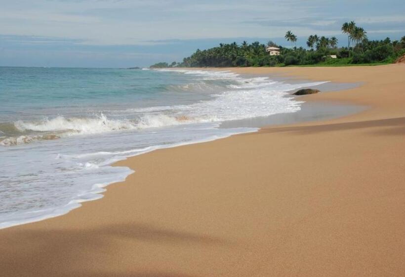 Bed and Breakfast Ranagiri Relaxing Bungalow