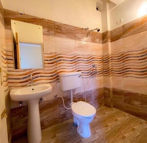 تختخواب و صبحانه Staymaker Durgapur