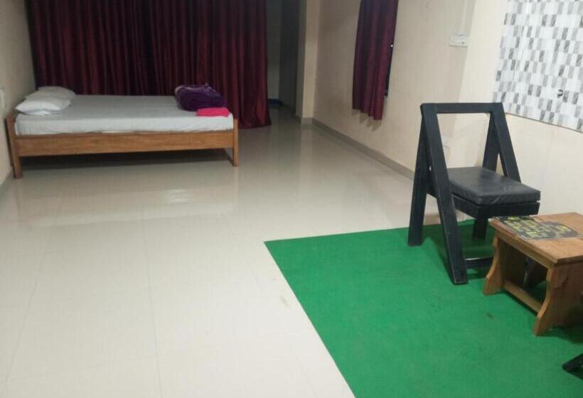 בית מלון כפרי Alpha