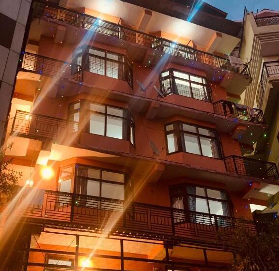 Отель Ananta Inn