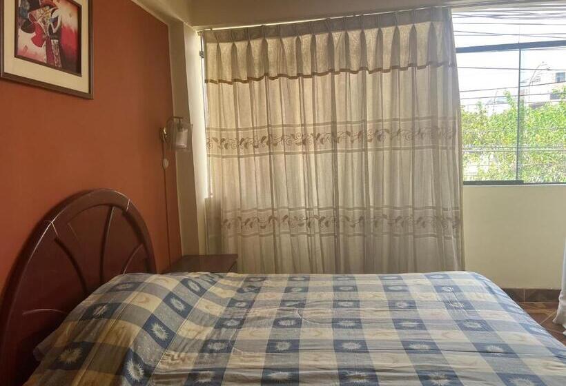 فندق Arc & Suites