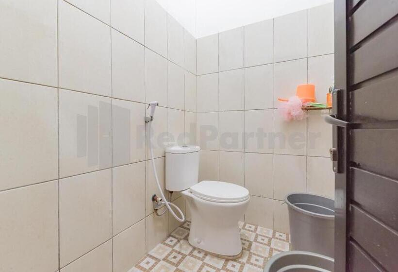 호텔 Pondok Hefi Ciwidey Mitra Reddoorz