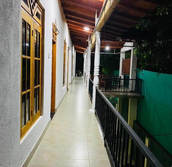 호텔 Black Panther Yala