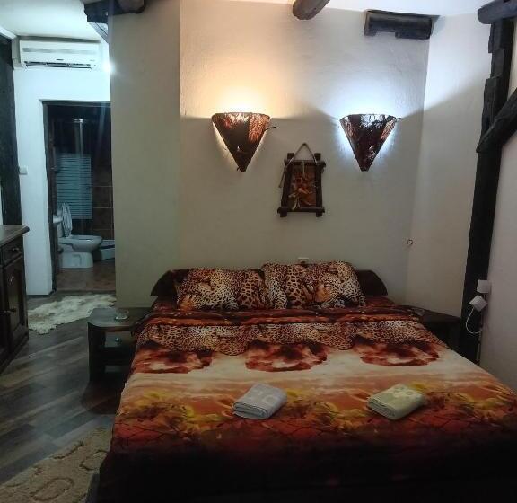 هتل Bumbar Etno Dvorac