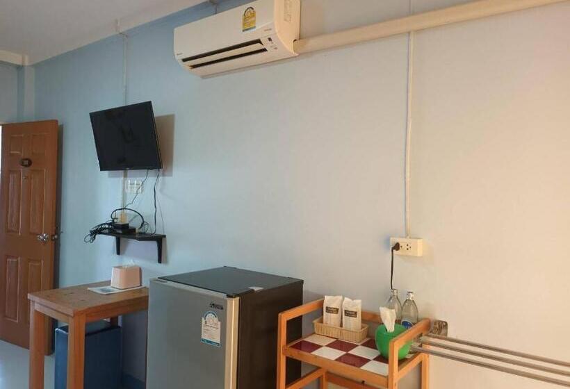 فندق Center Place Ang Thong