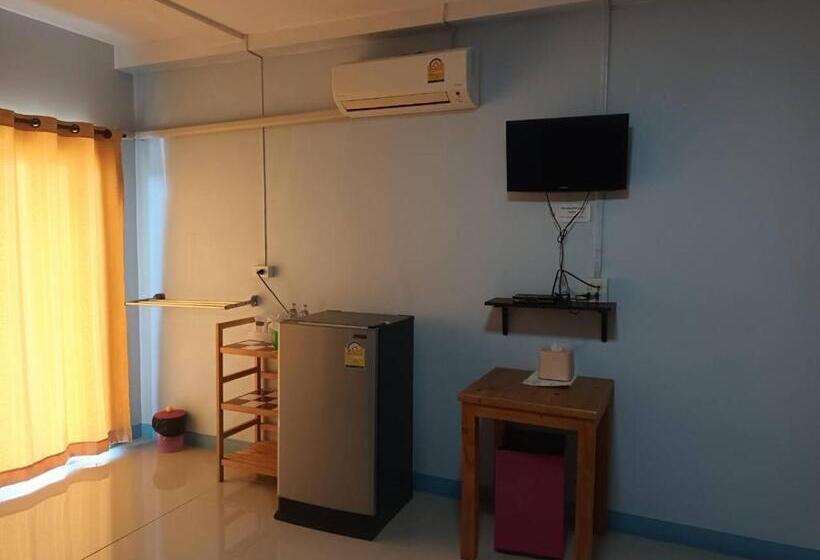 فندق Center Place Ang Thong