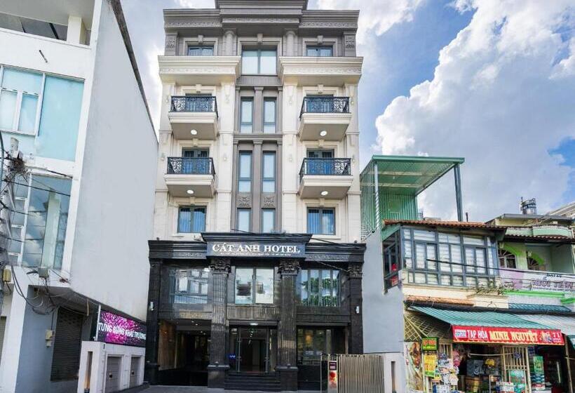 هتل Cát Anh