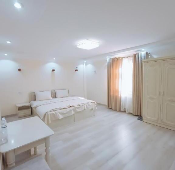 בית מלון כפרי Dari Zanjir Family Guest House