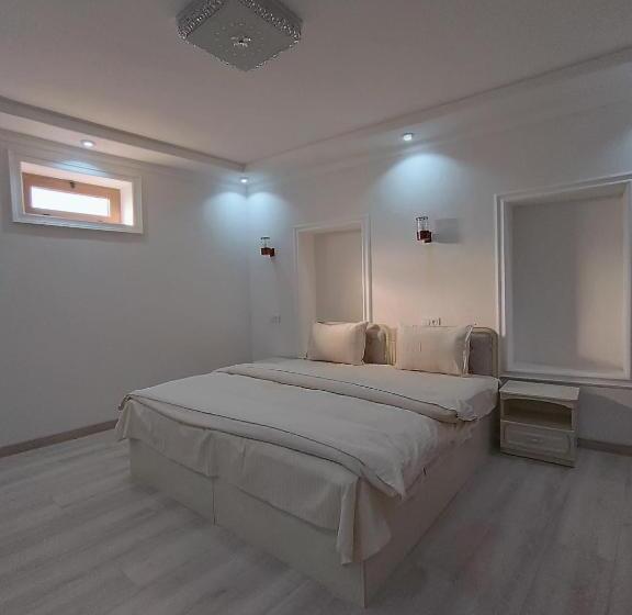 בית מלון כפרי Dari Zanjir Family Guest House