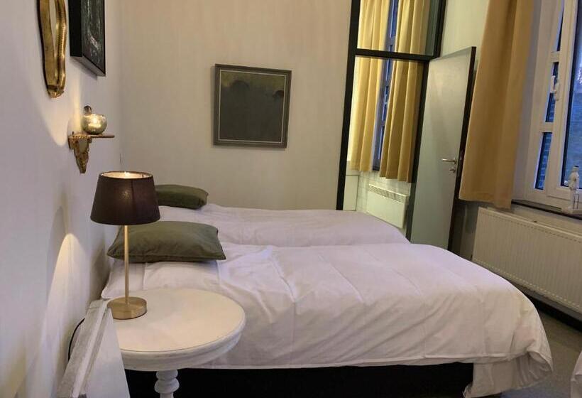 בית מלון כפרי De Lotuspoort Met Mihr S B&b In De Abdij Van Bornem