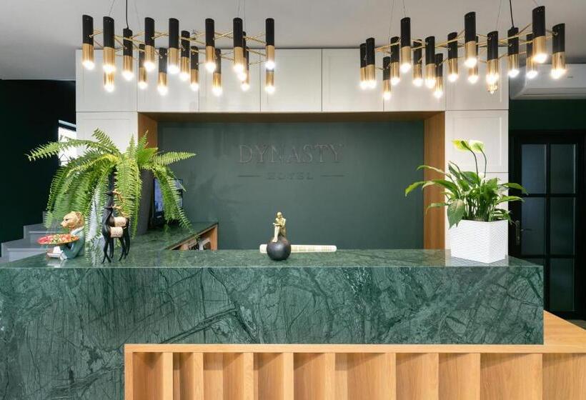 Отель Dynasty